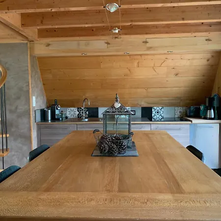 Les Trigones Du Causse - Maison Insolite Avec Acces Piscine Libre Independant *
