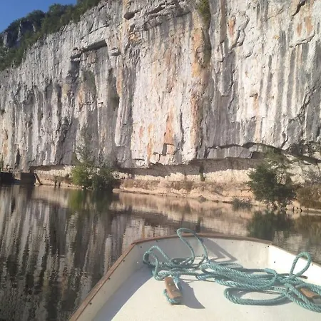Les Trigones Du Causse - Maison Insolite Avec Acces Piscine Libre Independant Casa vacanze