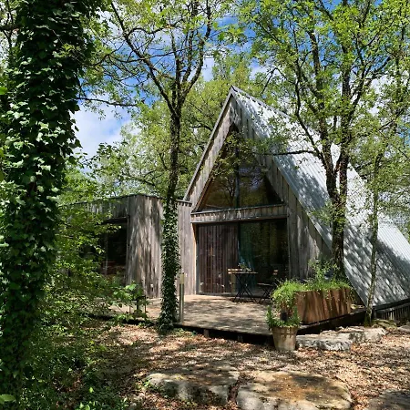 Casa vacanze Les Trigones Du Causse - Maison Insolite Avec Acces Piscine Libre Independant