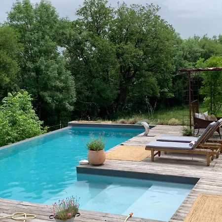 Les Trigones Du Causse - Maison Insolite Avec Acces Piscine Libre Independant *